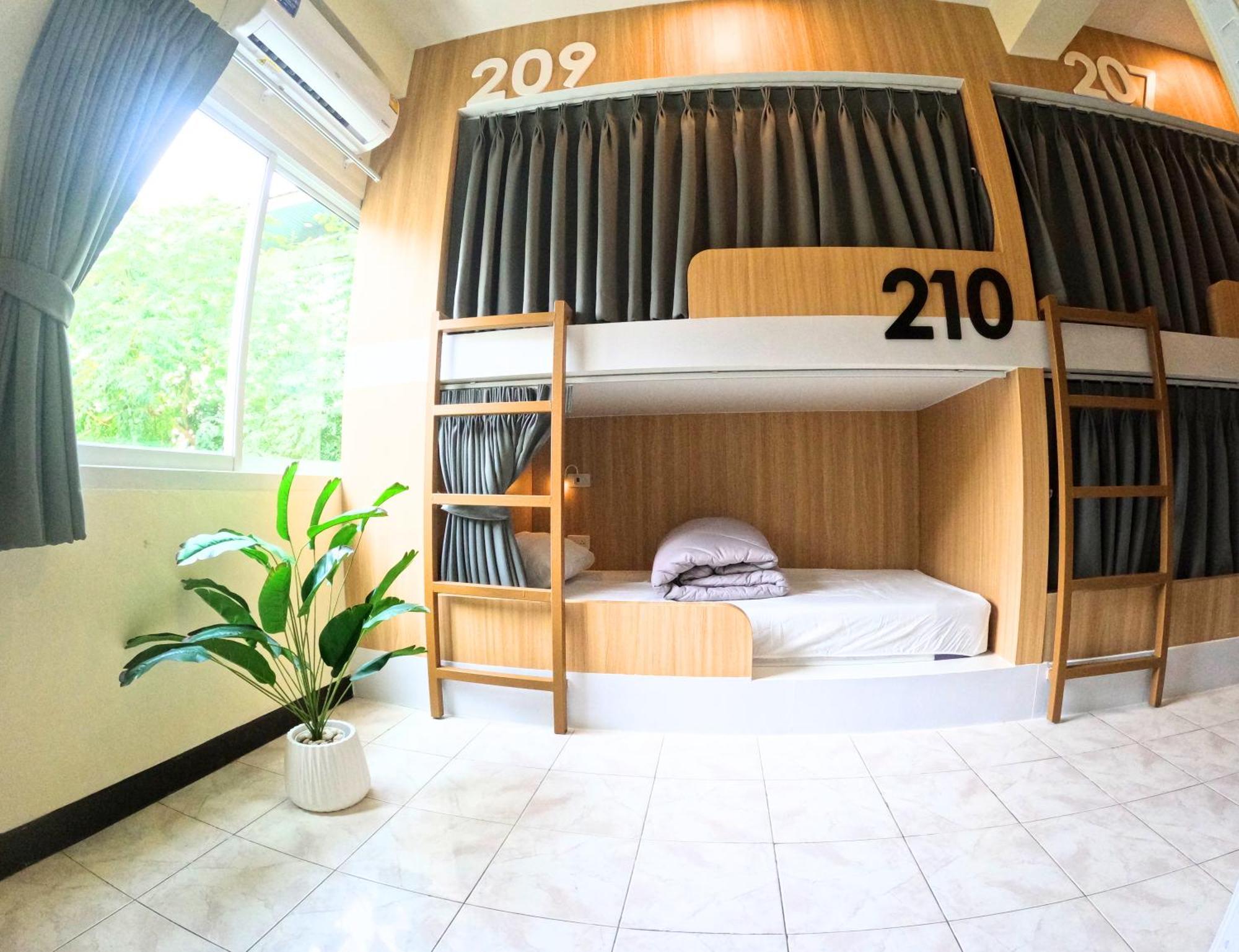 Kpop Hostel Karon Kültér fotó
