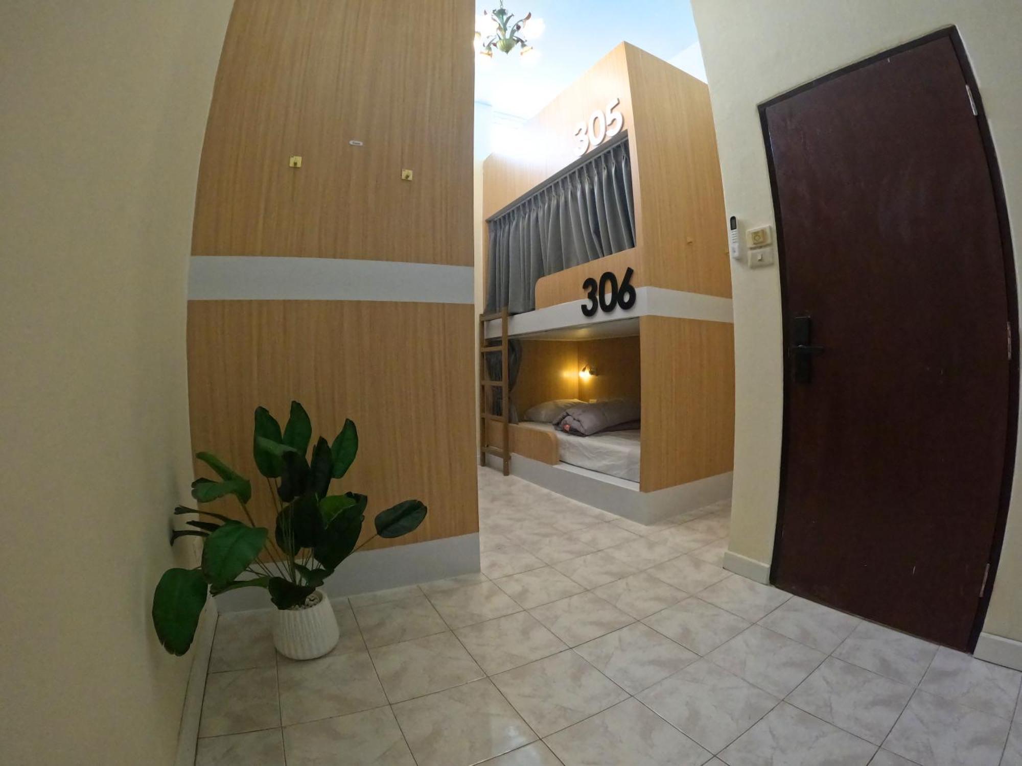 Kpop Hostel Karon Kültér fotó